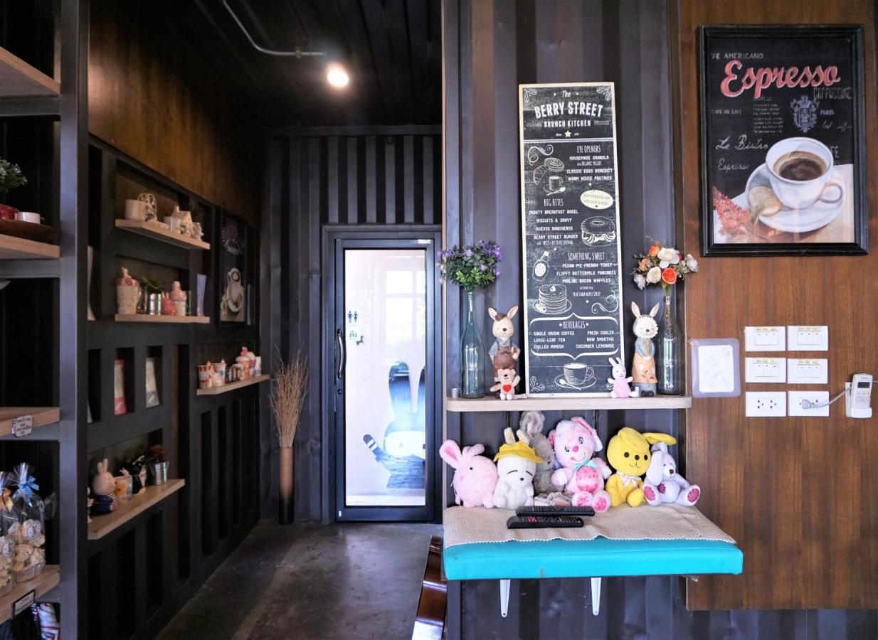 Papa'S Home And Rabbit Cafe Ban Mai  Exterior photo